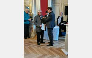 Michel BLANC à reçu la médaille d'or de la jeunesse et des sports et de l'engagement associatif